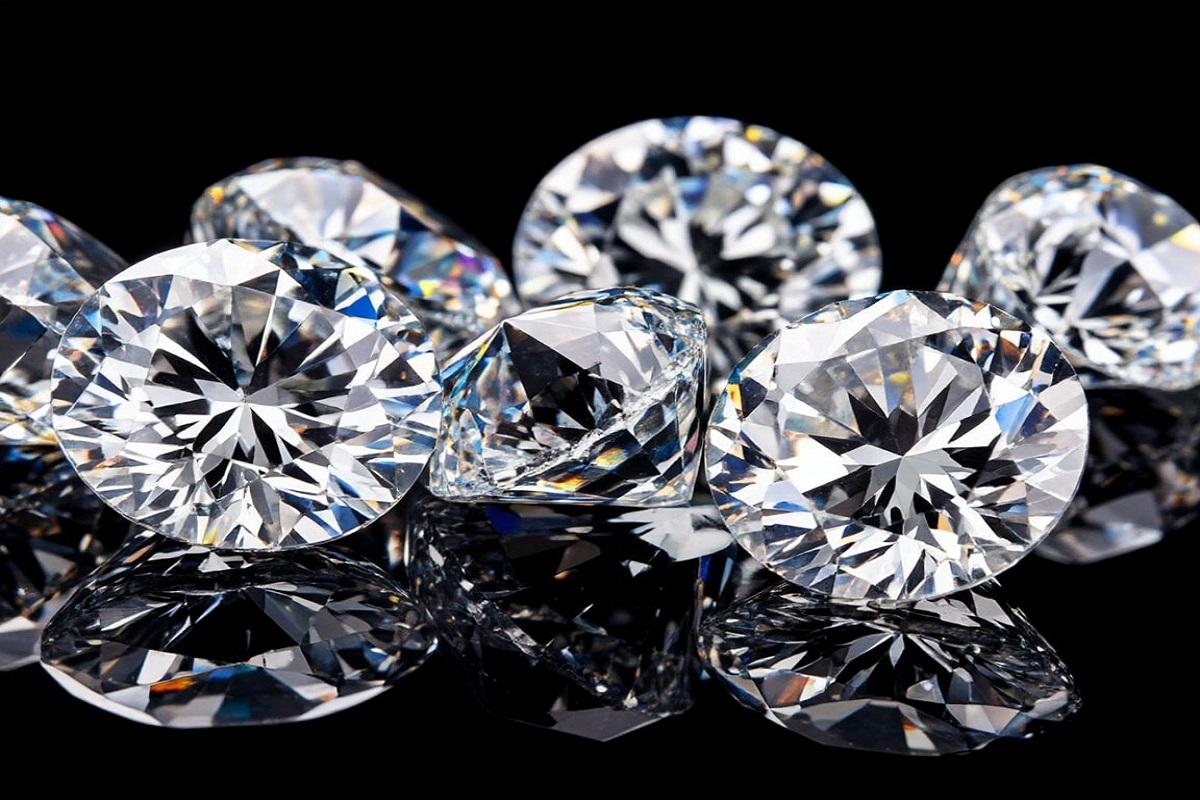 Бриллианты — провальная инвестиция для россиян: мнение финансиста