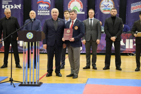 Глава КЧР Рашид Темрезов: Более 1100 спортсменов из 24 регионов РФ примут участие в турнире по карате памяти Аслана Кокаева