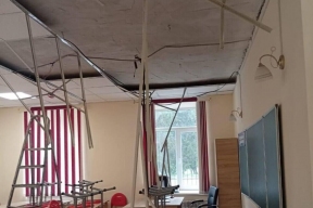 В школе Нарткалы рухнул потолок