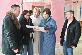 Председатель Ивановской областной Думы Марина Дмитриева проинспектировала ход капремонта Дома культуры в селе Хромцово