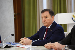 По поручению председателя Народного Собрания Заура Аскендерова депутаты организовали адресную помощь пострадавшим от непогоды районам Дагестана