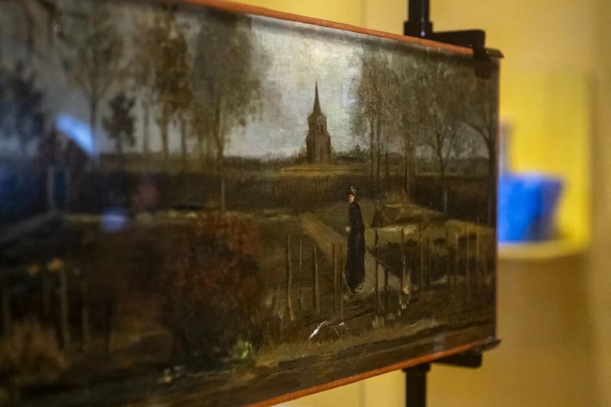 Спустя годы после кражи, картина Ван Гога вновь выставлена в музее Гронингена