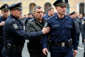 В Тюмени за коррупцию арестовали сотрудника Следственного комитета