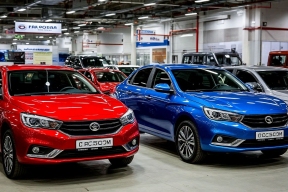 Россияне бросились закупаться иномарками: импорт новых авто рухнул на 40%, а Киргизия теснит Китай