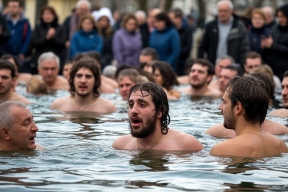 В ЛНР спасатели-добровольцы обеспечивают безопасность на Крещение