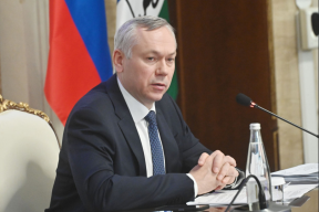 Губернатор Андрей Травников положительно оценил обновление первичного звена здравоохранения Новосибирской области в рамках профильных нацпроектов