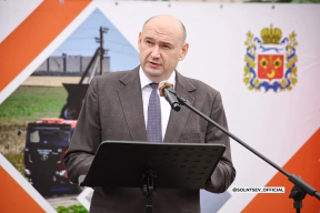 Губернатор Евгений Солнцев: В Оренбургской области сформировали колонну из 12 машин для отправки в зону СВО