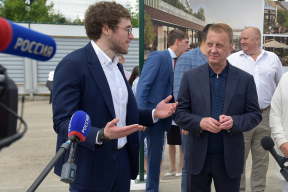 Глава Вячеслав Франк провел совещание по развитию территорий центральной части Барнаула