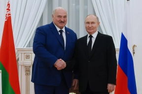 Лукашенко пообещал передать Путину «весточки» от американцев