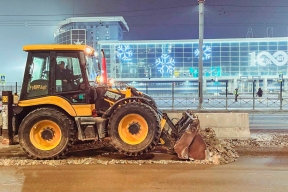 По поручению мэра Руслана Болотова: За выходные коммунальные службы вывезли с улиц Иркутска более 10 тысяч тонн снега