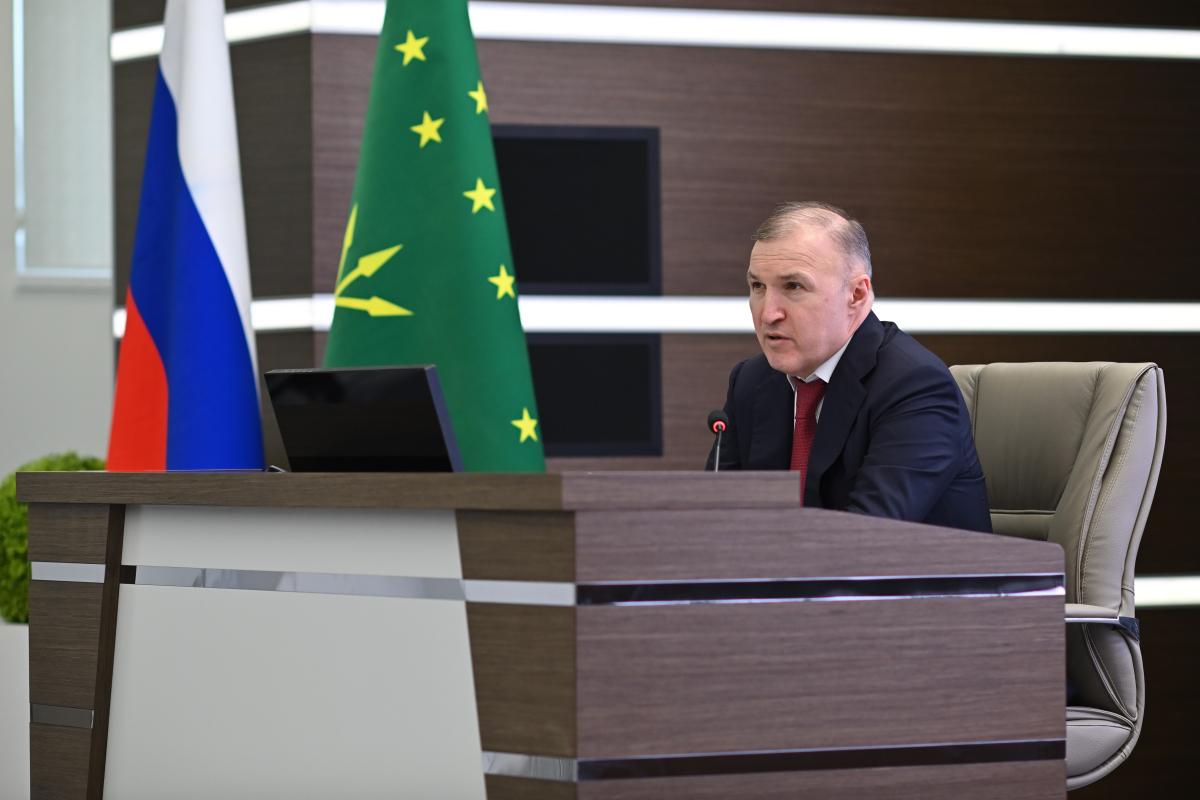 Глава Адыгеи Мурат Кумпилов: Исторический облик старинных зданий должен стать украшением республиканской столицы