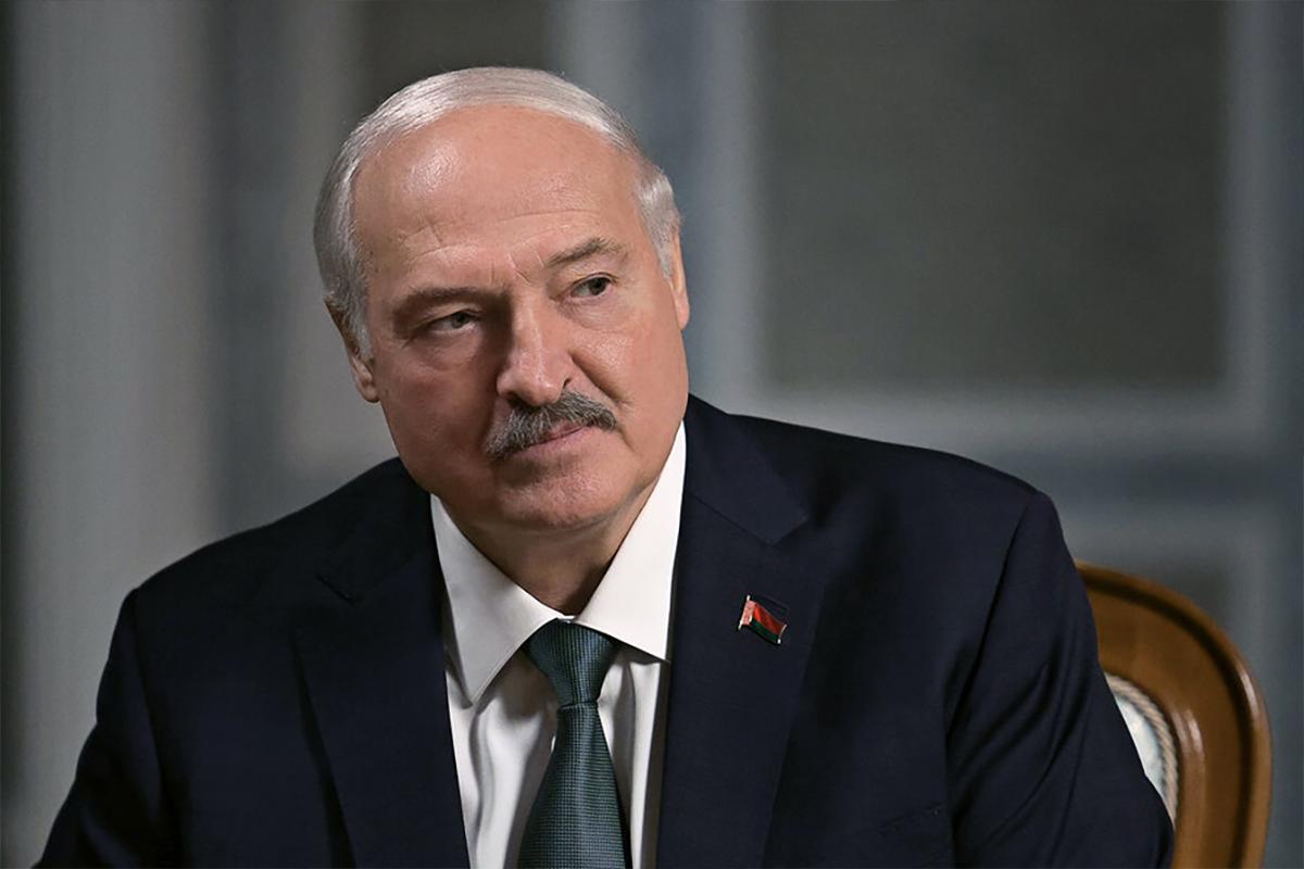 Лукашенко подписал указ: россиянам и белорусам кардинально упростят получение вида на жительство