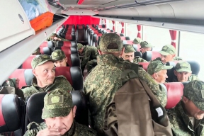 «Ура, мы дома»: 185 военнослужащих ВС РФ вернулись из украинского плена