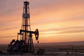 ЕС может временно заморозить потолок цен на российскую нефть из-за роста мировых цен