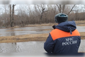 В Нарьян-Маре усилили вывоз снега из-за оттепели