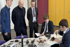 Более тысячи липецких школьников осваивают робототехнику в новом лицее