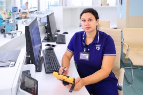 В Москве с 2023 года работает СМС-информирование близких о состоянии пациентов в реанимации