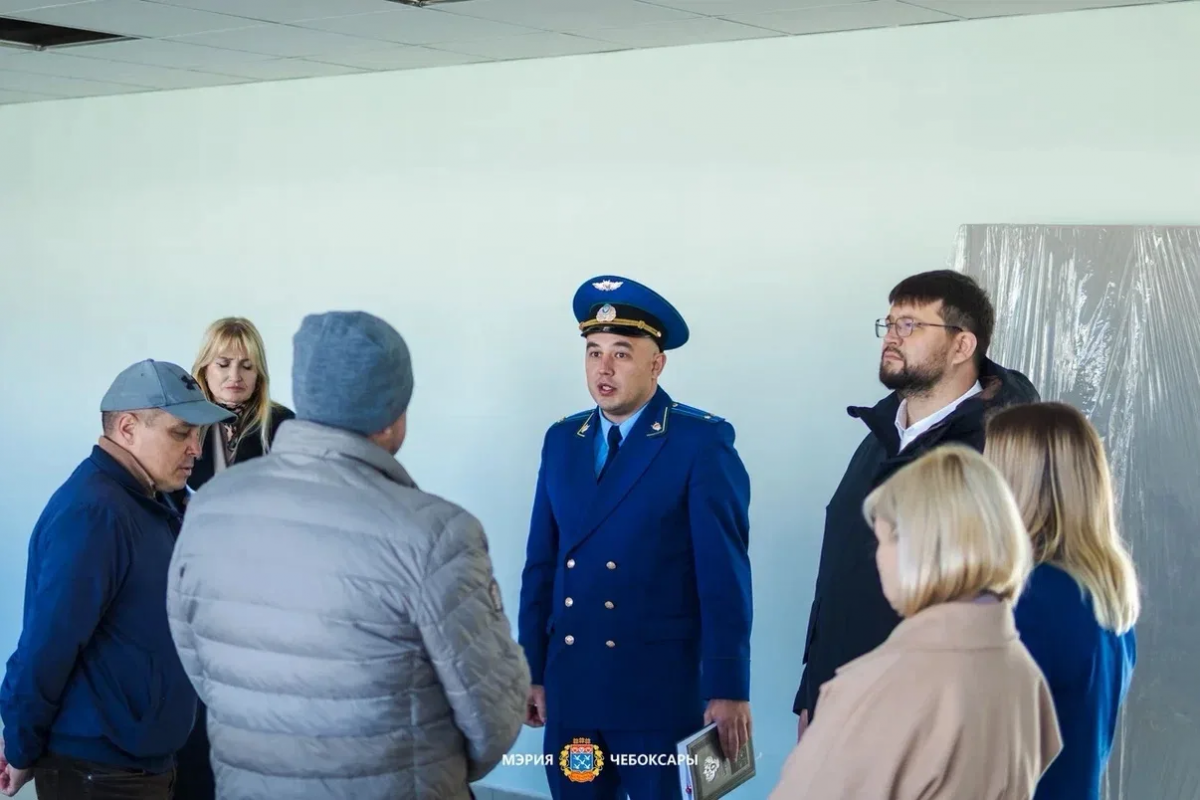 Мэр Чебоксар Станислав Трофимов: В гимназии № 1 школах № 2 и № 35 готовность ремонтных работ превысила 90%