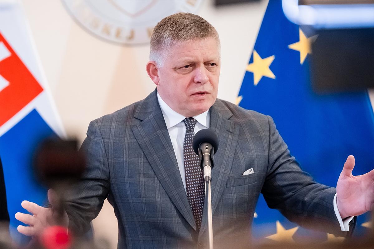 Фицо жестко прошелся по стратегии ЕС, объяснив, когда русские могут встать на колени