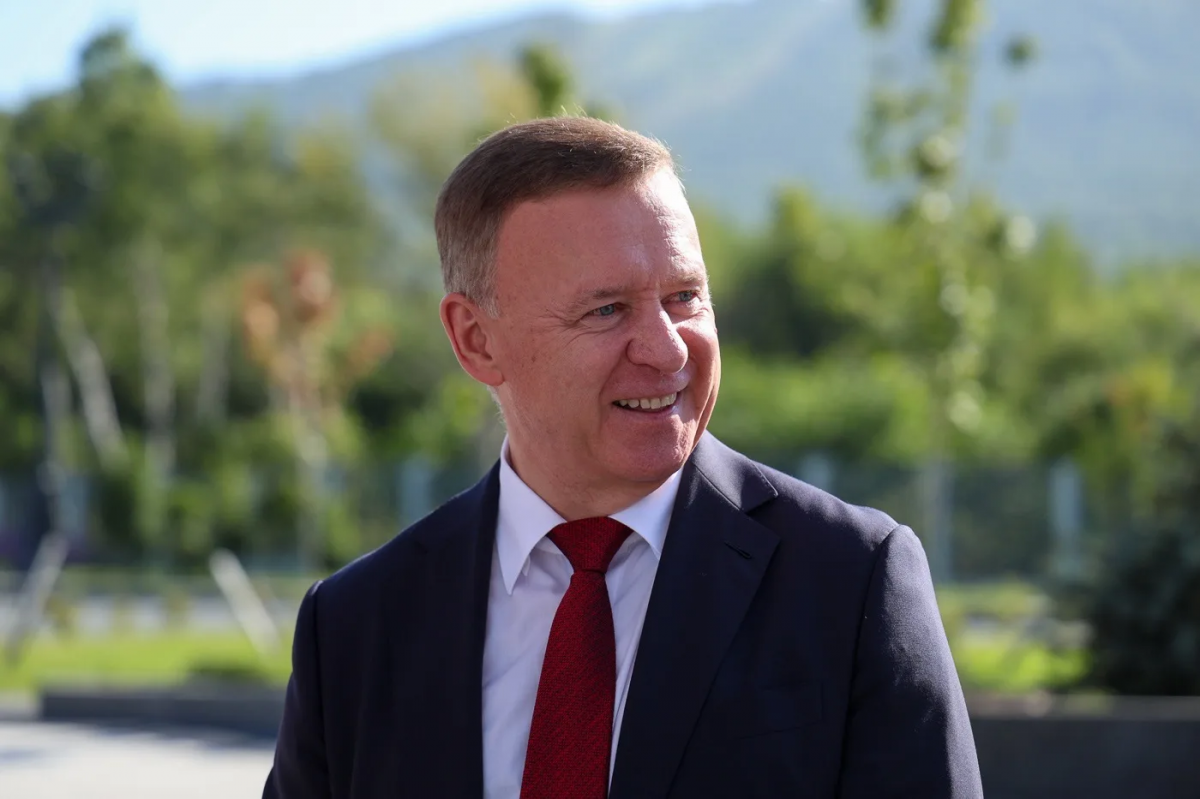 Мэр Сергей Надсадин: В Южно-Сахалинске тепло подали в 85% домов с централизованным отоплением