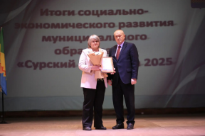 Председатель Заксобрания Ульяновской области Валерий Малышев рассказал о новых законах региона и о финансовой помощи на собрании актива Сурского района